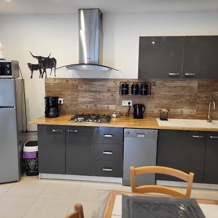Petite Maison En Pierre Au Coeur Du Perigord Noir Salignac Eyvigues Luaran gambar