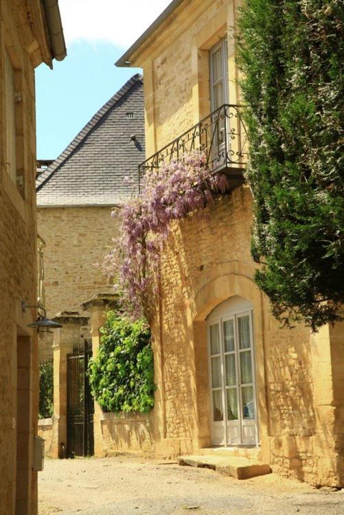 Petite Maison En Pierre Au Coeur Du Perigord Noir Salignac Eyvigues Luaran gambar