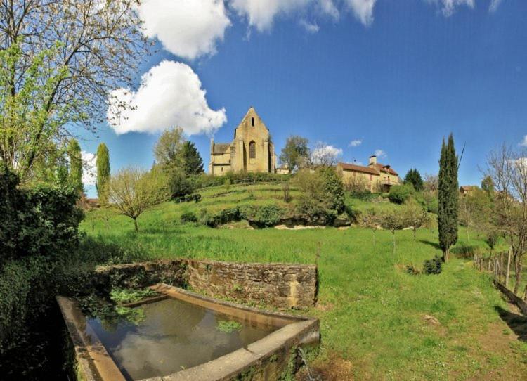 Petite Maison En Pierre Au Coeur Du Perigord Noir Salignac Eyvigues Luaran gambar