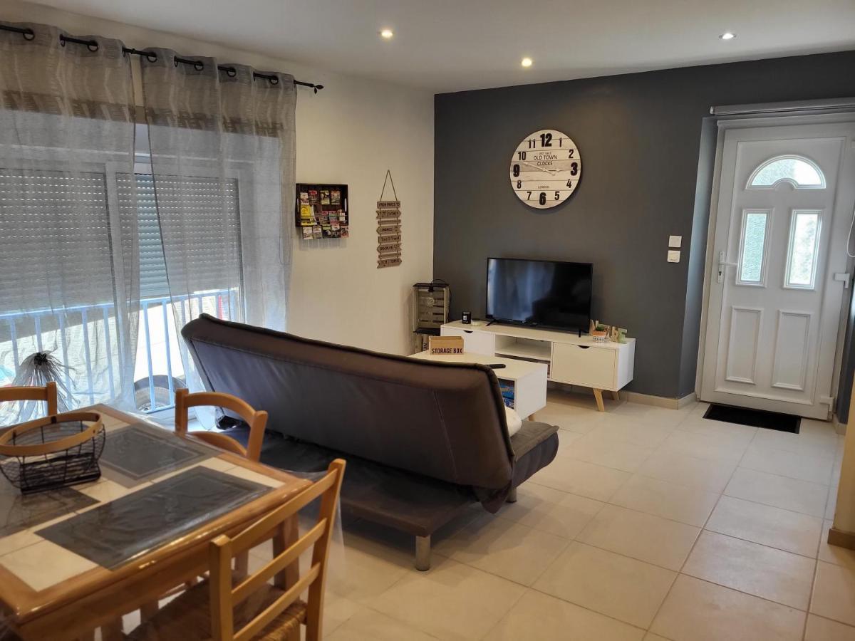 Petite Maison En Pierre Au Coeur Du Perigord Noir Salignac Eyvigues Luaran gambar